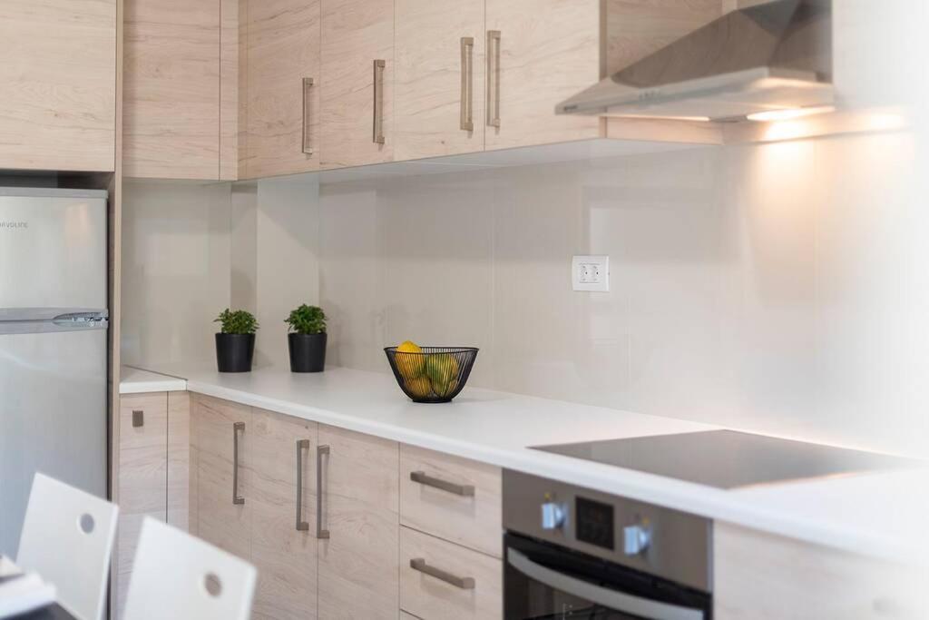 Fofi'S Elegant Home Kos Town Luaran gambar